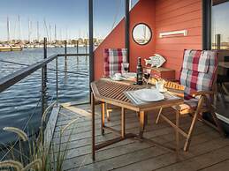 Isa-bella Comfortable Holiday Residence