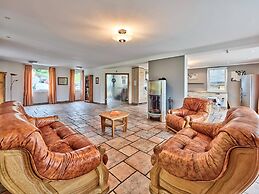 Geschmackvolles Ferienhaus mit Privatem Pool