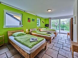 Geschmackvolles Ferienhaus mit Privatem Pool