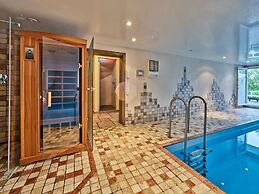 Geschmackvolles Ferienhaus mit Privatem Pool