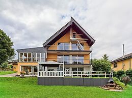 Geschmackvolles Ferienhaus mit Privatem Pool