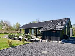 5 Star Holiday Home in Horve