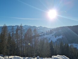 Flat in Wagrain Near Ski Slopes