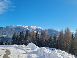 Flat in Wagrain Near Ski Slopes