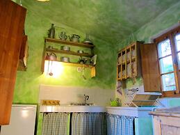 Beautiful Cottage in Pescia