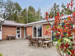 4 Star Holiday Home in Oster Assels
