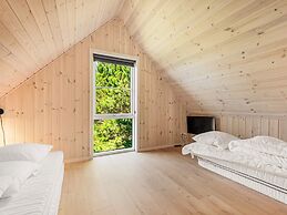5 Star Holiday Home in Henne
