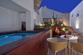 DOMUS HESTIA SUITES