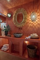 DOMUS HESTIA SUITES