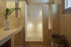 DOMUS HESTIA SUITES