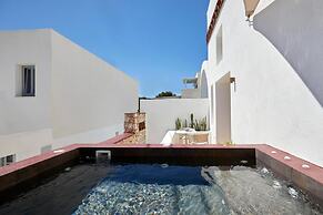 DOMUS HESTIA SUITES