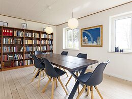 6 Person Holiday Home in Gedser