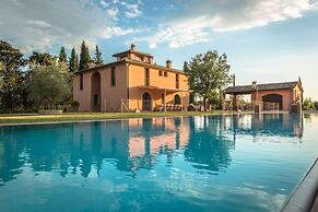 Lavish Peccioli Villa
