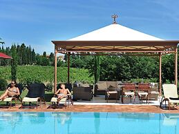 Lavish Peccioli Villa