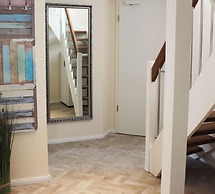Cosy Apartment Near Centre