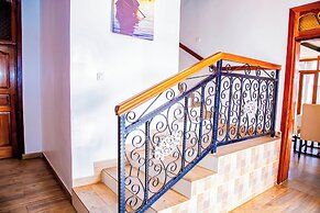 NETLUNA VILLA HOTEL & TOURS