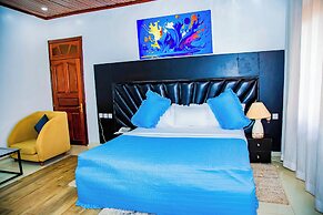 NETLUNA VILLA HOTEL & TOURS