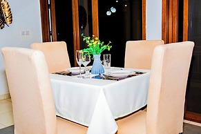 NETLUNA VILLA HOTEL & TOURS