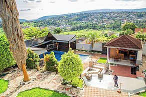 NETLUNA VILLA HOTEL & TOURS
