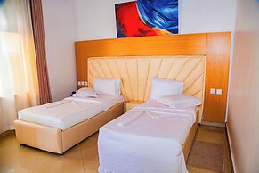 NETLUNA VILLA HOTEL & TOURS