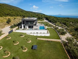 Elegant Villa With Indoor Pool