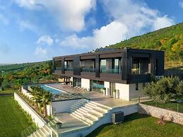 Elegant Villa With Indoor Pool