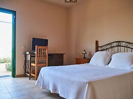 Spacious Holiday Home in La Oliva