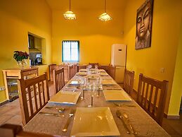 Spacious Holiday Home in La Oliva