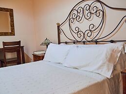 Spacious Holiday Home in La Oliva
