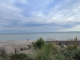 Baltic See Flat Modern Retreat