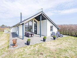 6 Person Holiday Home in Tarm