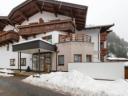 Apartment in Langenfeld With Recreation Room