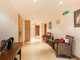 Apartment in Langenfeld With Recreation Room