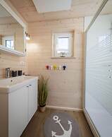 Houseboat Grey Seal Comfortable Vacation Home