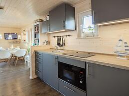 Houseboat Grey Seal Comfortable Vacation Home