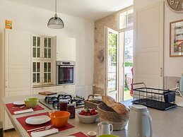 Cozy Bergerac Haven w/ Pool