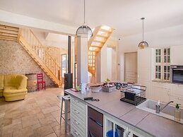 Cozy Bergerac Haven w/ Pool