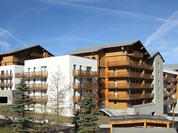 Apartment in Eclose With Mountain Views