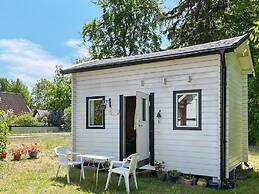 Peaceful Beachside Cottage in Skane