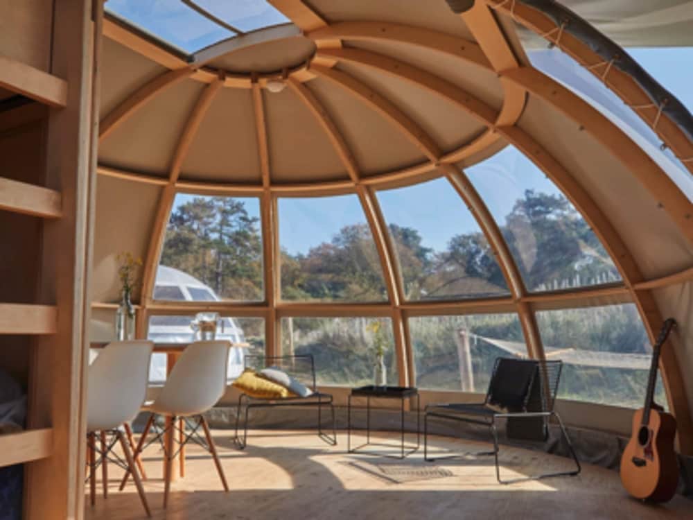 Starlit Tent Lodge Escape