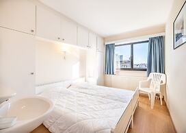 Apartment in St-idesbald With Sea View