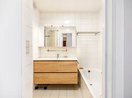 Apartment in St-idesbald With Sea View