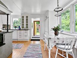 5 Star Holiday Home in Stromstad
