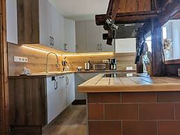 Old Forge Modern Retreat
