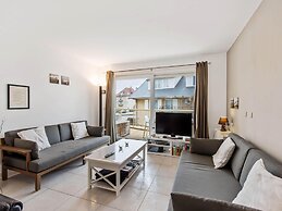 Apartment Near Zeedijk Beach