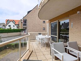 Apartment Near Zeedijk Beach
