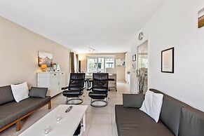 Apartment Near Zeedijk Beach