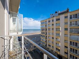 Apartment With 2 Bedrooms and sea View