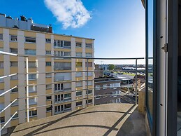 Apartment With 2 Bedrooms and sea View