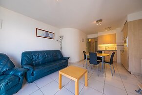 Apartment With 2 Bedrooms and sea View